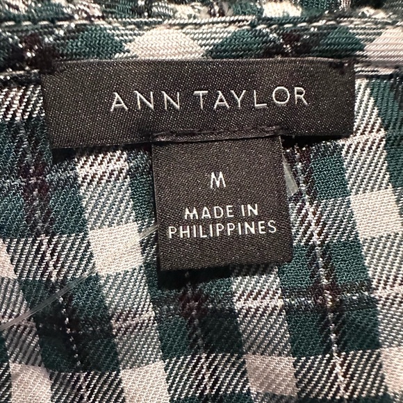 Ann Taylor Blouse Women’s M Green White Metallic Plaid Ruffle Flowy Classic Boho - Picture 7 of 9
